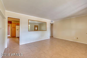 2432 W Seldon Ln, Phoenix, AZ 85021 photo 9