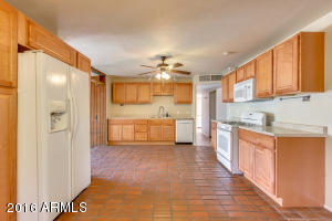 2432 W Seldon Ln, Phoenix, AZ 85021 photo 14