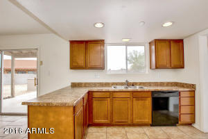 1750 E Desert Dr, Phoenix, AZ 85042 photo 12