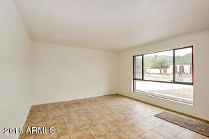 1750 E Desert Dr, Phoenix, AZ 85042 photo 8