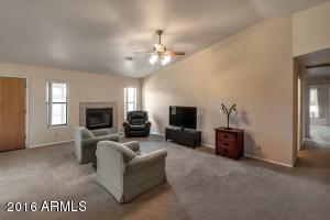 5831 Ellis St, Mesa, AZ 85205 photo 5