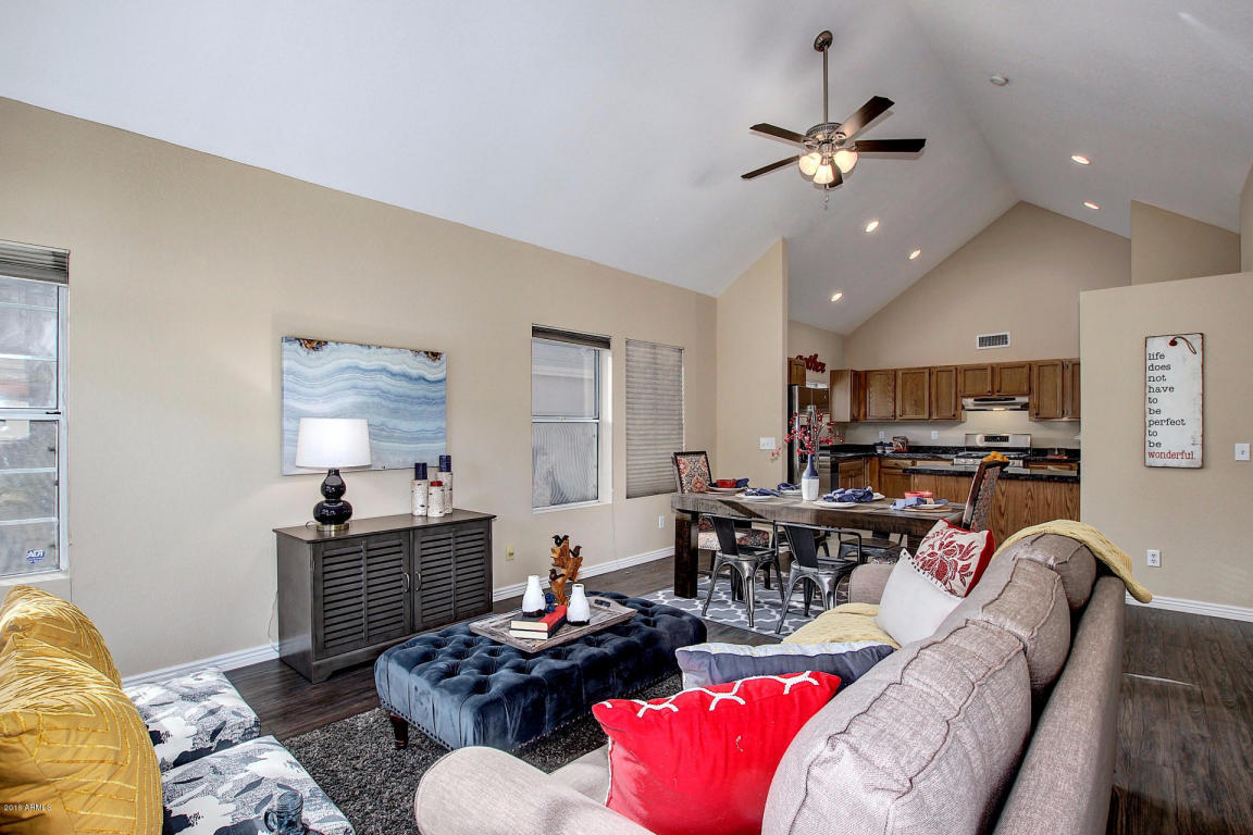 312 E Mitchell Dr, Phoenix, AZ 85012 photo 4