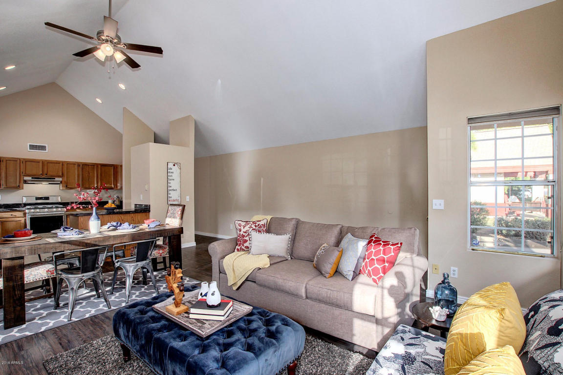 312 E Mitchell Dr, Phoenix, AZ 85012 photo 5