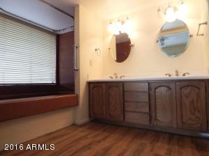 1619 E Cactus Wren Dr, Phoenix, AZ 85020 photo 12