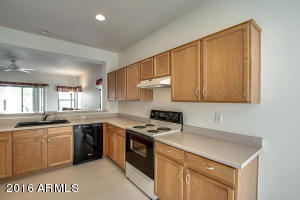 2868 E Devon Ct, Gilbert, AZ 85296 photo 9
