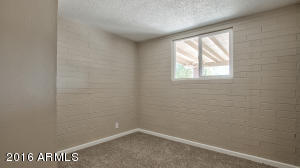 1839 E Lynne Ln, Phoenix, AZ 85042 photo 10