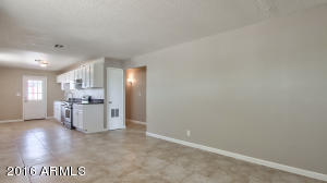 1839 E Lynne Ln, Phoenix, AZ 85042 photo 9