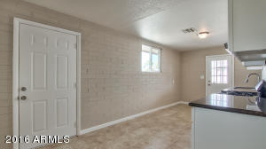 1839 E Lynne Ln, Phoenix, AZ 85042 photo 5