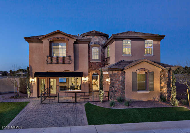 671 W Cantebria Dr, Gilbert, AZ 85233 photo 2