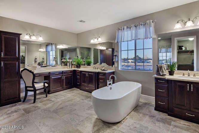671 W Cantebria Dr, Gilbert, AZ 85233 photo 16