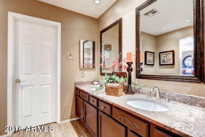 2105 E Parkside Ln, Phoenix, AZ 85024 photo 17