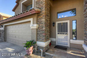 2105 E Parkside Ln, Phoenix, AZ 85024 photo 3