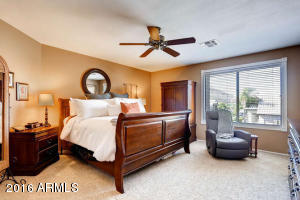 2105 E Parkside Ln, Phoenix, AZ 85024 photo 14