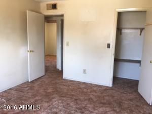 3565 E Helena Dr, Phoenix, AZ 85032 photo 9