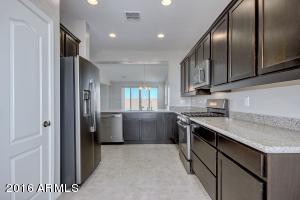 4382 E Amber Ln, Gilbert, AZ 85296 photo 7