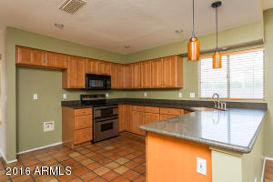 3649 E Windsong Dr, Phoenix, AZ 85048 photo 4