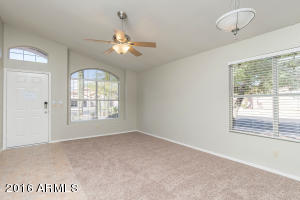 425 W Smoke Tree Rd, Gilbert, AZ 85233 photo 6