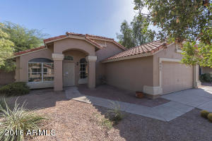 425 W Smoke Tree Rd, Gilbert, AZ 85233 photo 1