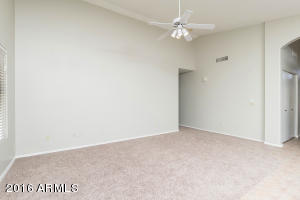 425 W Smoke Tree Rd, Gilbert, AZ 85233 photo 7