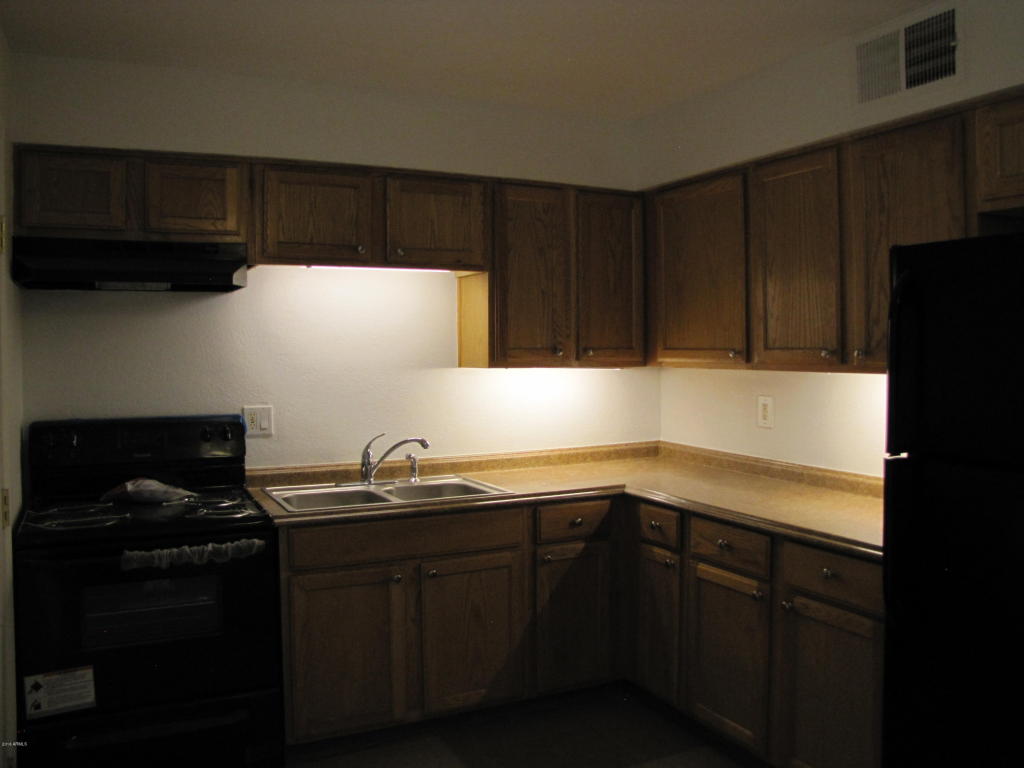 4615 N 39th Ave #9, Phoenix, AZ 85019 photo 4