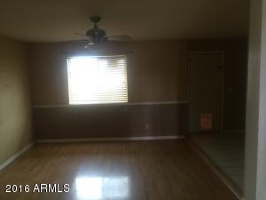 337 S Cholla St, Gilbert, AZ 85233 photo 3