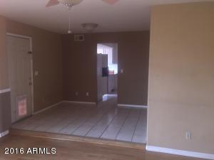337 S Cholla St, Gilbert, AZ 85233 photo 4