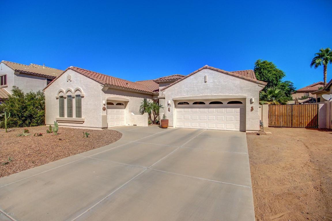 2936 E County Down Dr, Chandler, AZ 85249 photo 2