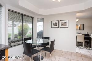 3320 E Topeka Dr, Phoenix, AZ 85050 photo 8