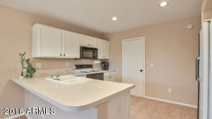2227 E Arabian Dr, Gilbert, AZ 85296 photo 12