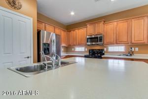 3887 E Waite Ln, Gilbert, AZ 85295 photo 12