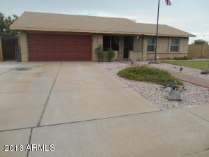 3213 Emerald Cir, Mesa, AZ 85204 photo 1