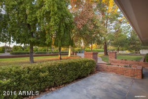 115 E Orangewood Ave, Phoenix, AZ 85020 photo 3