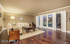 115 E Orangewood Ave, Phoenix, AZ 85020 photo 4