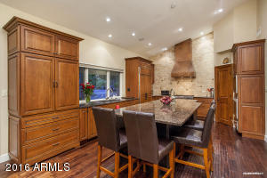 115 E Orangewood Ave, Phoenix, AZ 85020 photo 6