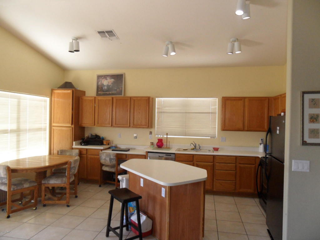 4385 E Campo Bello Dr, Phoenix, AZ 85032 photo 3