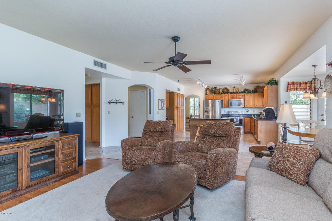 1107 W Iris Dr, Gilbert, AZ 85233 photo 14