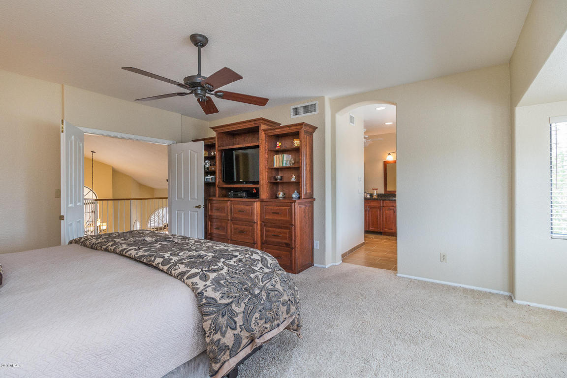 1107 W Iris Dr, Gilbert, AZ 85233 photo 17