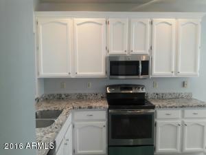 6154 W Echo Ln, Glendale, AZ 85302 photo 2
