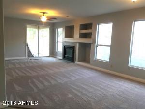 6154 W Echo Ln, Glendale, AZ 85302 photo 4