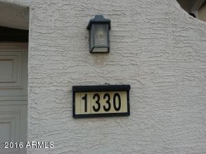 1330 E Julian Dr, Gilbert, AZ 85295 photo 2