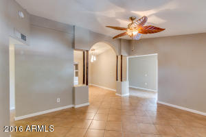 7014 W Earll Dr, Phoenix, AZ 85033 photo 7