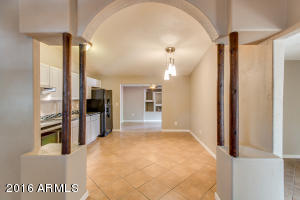 7014 W Earll Dr, Phoenix, AZ 85033 photo 9