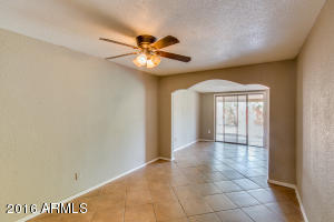 7014 W Earll Dr, Phoenix, AZ 85033 photo 19