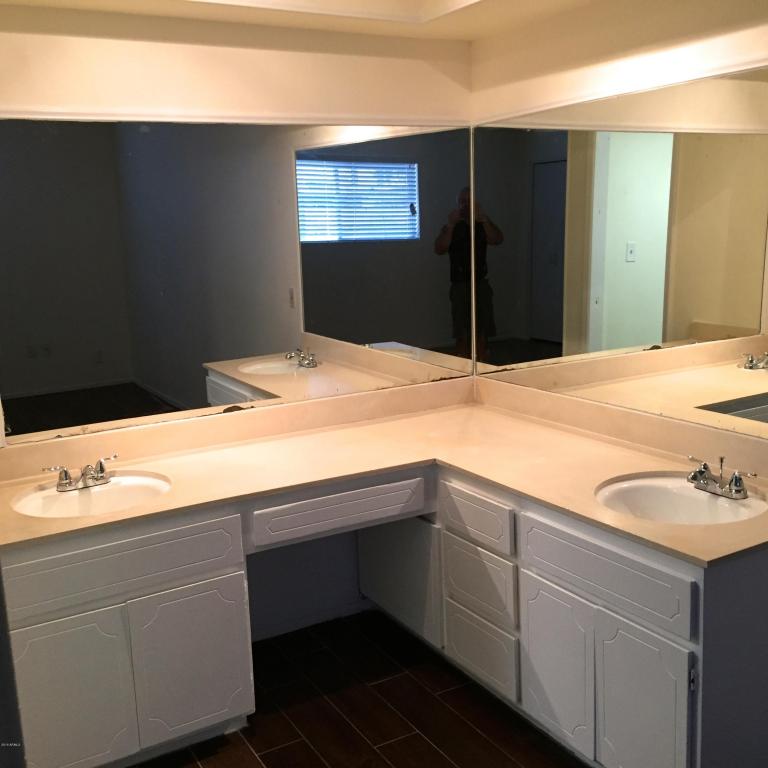 2014 N 47th Pl, Phoenix, AZ 85008 photo 9