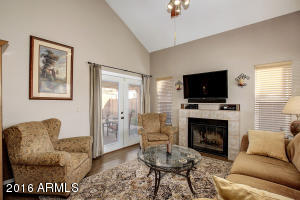 514 E Taro Ln, Phoenix, AZ 85024 photo 6