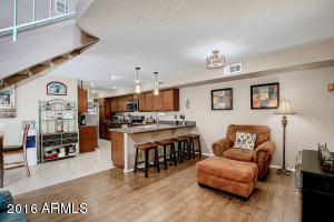 514 E Taro Ln, Phoenix, AZ 85024 photo 10
