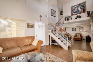 514 E Taro Ln, Phoenix, AZ 85024 photo 8