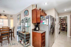514 E Taro Ln, Phoenix, AZ 85024 photo 18