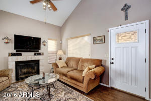 514 E Taro Ln, Phoenix, AZ 85024 photo 9