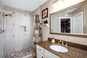 514 E Taro Ln, Phoenix, AZ 85024 photo 24